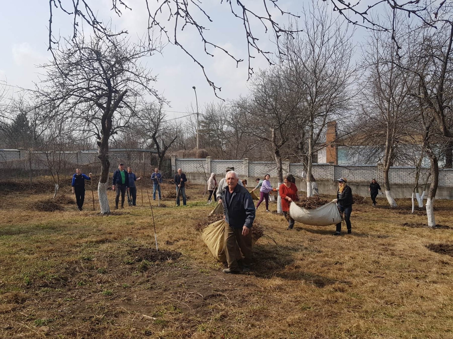 30 березня в Центрі дитячої та юнацької творчості відбулася традиційна толока з благоустрою