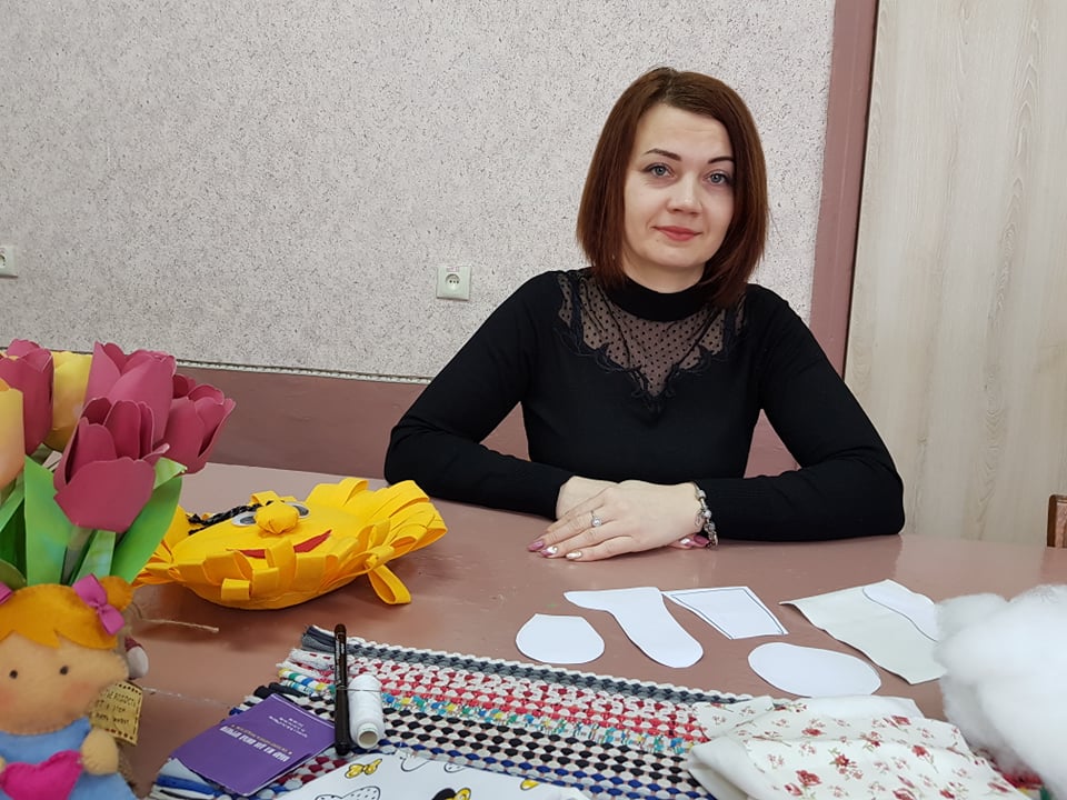 Пошити лялечку з підручних матеріалів пропонує Тетяна ВАСИЛЬЧУК.