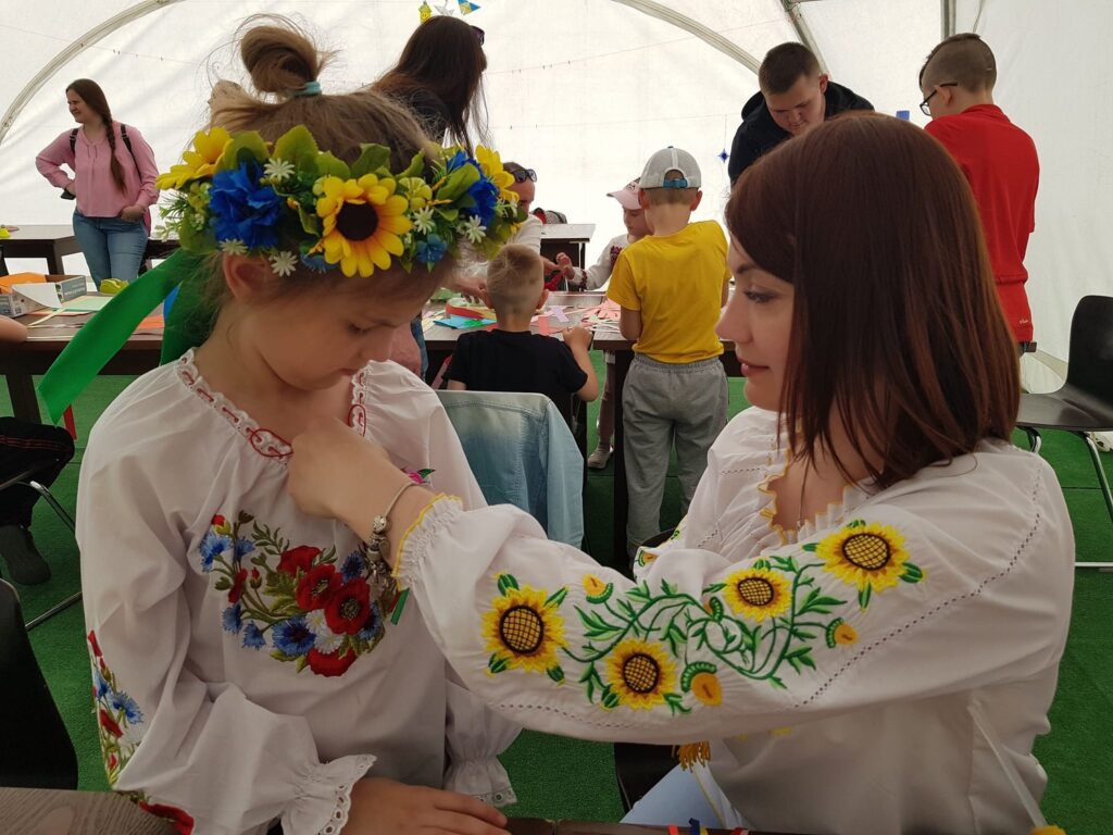 Парк Героїв Євромайдану День ВИШИВАНКИ