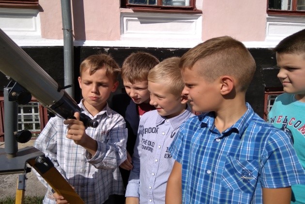 Астрономічний гурток ЦДЮТ&nbsp; &laquo;Аргонавт&raquo; Пізнаваймо зоряне небо!