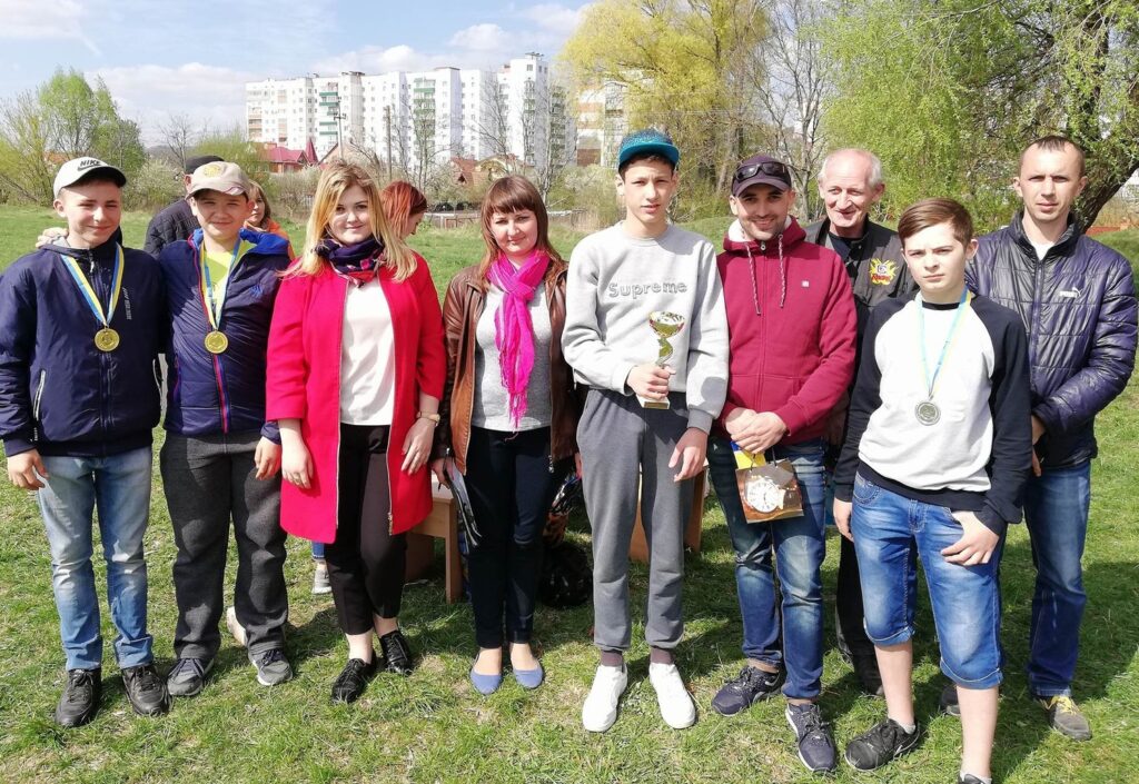 В І Т А Є М О З П Е Р Е М О Г О Ю