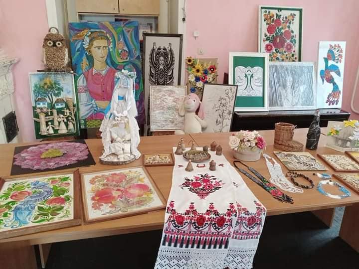 Підсумки обласного етапу всеукраїнської виставки-конкурсу декоративно-прикладного та образотворчого мистецтва “Знай і люби свій край”