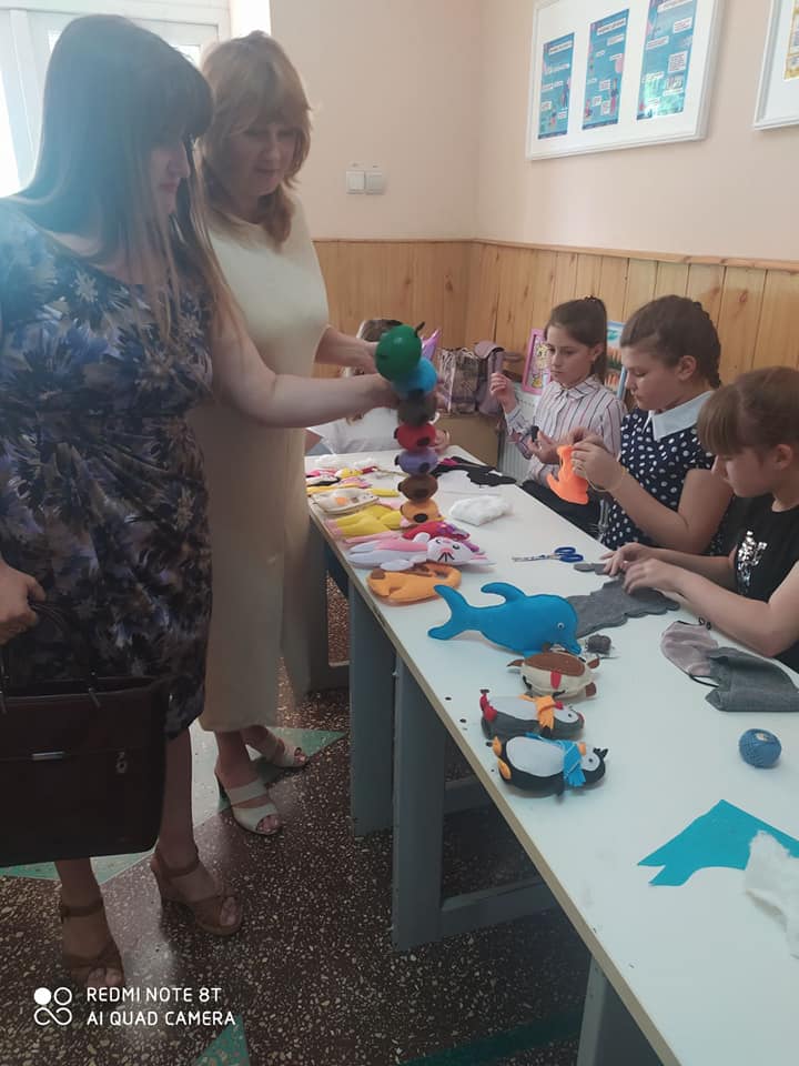 Прозвітували про свою роботу гуртки ЦДЮТ, які працюють на базі Довжоцького НВК.
