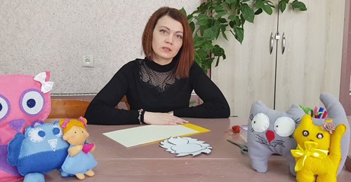 Відео заняття на тему “Виготовлення іграшки з фетру”