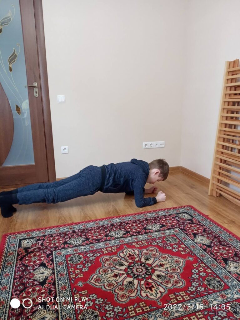 Заняття 16 березня, хореографічний гурток “King STEP”, керівник Ірина Степанюк