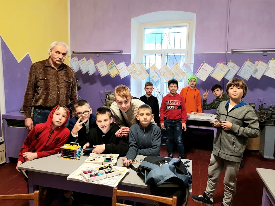 Тиждень науково-технічної творчості для гуртківців.