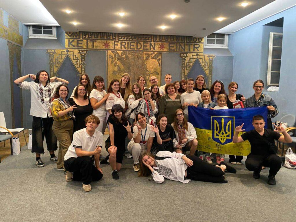 Повернення амбасадорів творчості