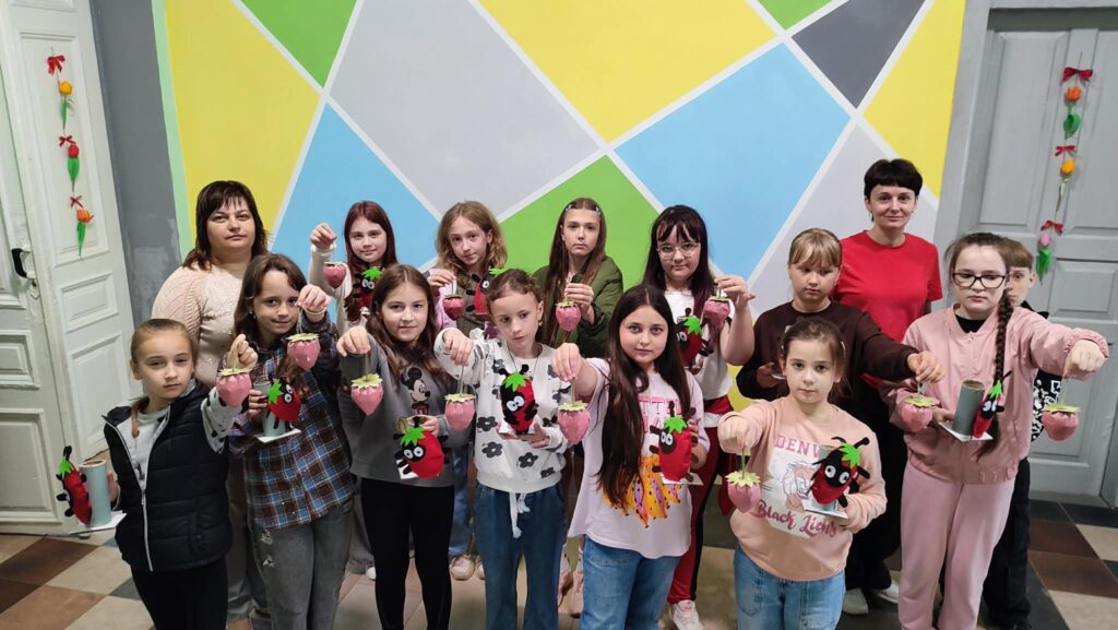 Полуничний STEM -день.